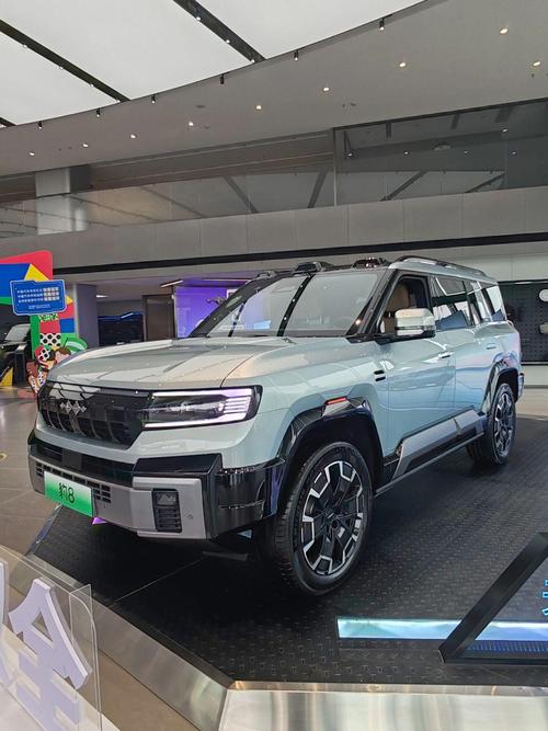 佛山180比亚迪方程豹硬派越野的爆款，英菲尼迪35周年与你共成长